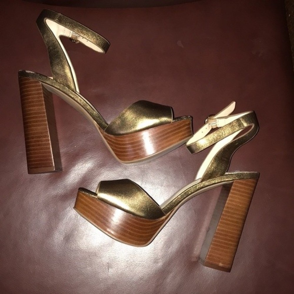 Steve Madden Platform Heels NWOT - Picture 7 of 8